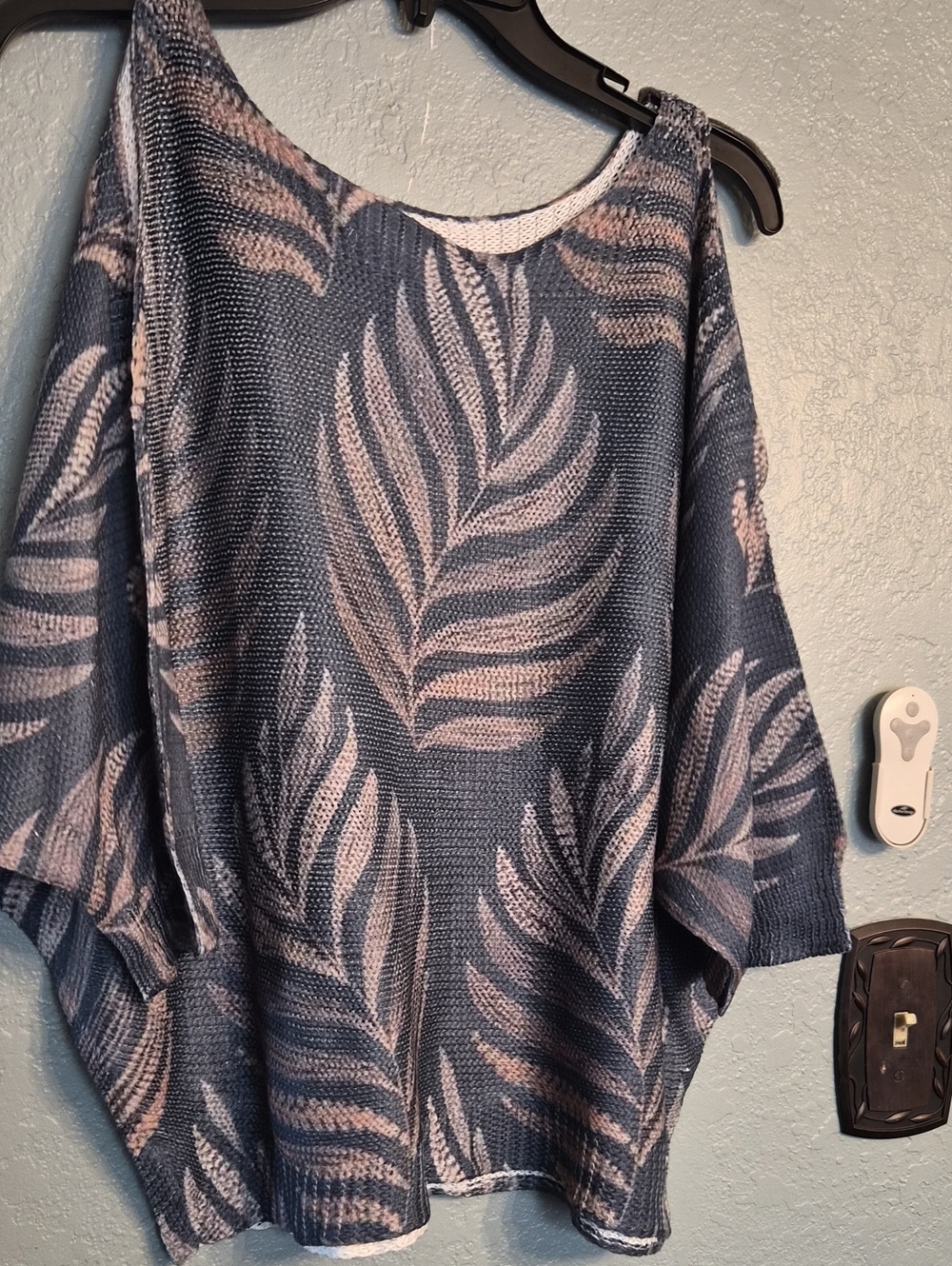 Off-the-Shoulder Leaf-Print Sweater - Blue & Cream